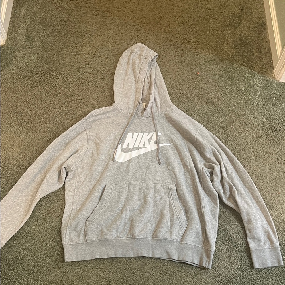 Nike Large Light Gray Pullover Hoodie w/ Pocket in great condition